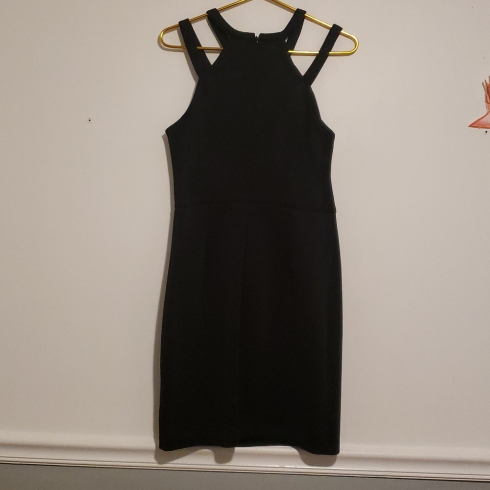 Dress - Picture 4 of 5